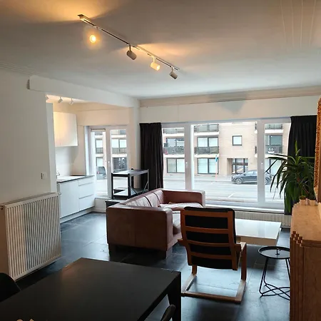 Dicht Bij Zee *